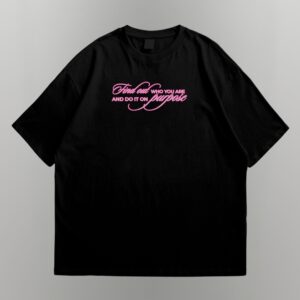 Oversized unisex fit Premium cotton fabric DTF printed graphic Two colorways: Black/Pink or Gray/Blue Durable, street-ready design Designed in Morocco